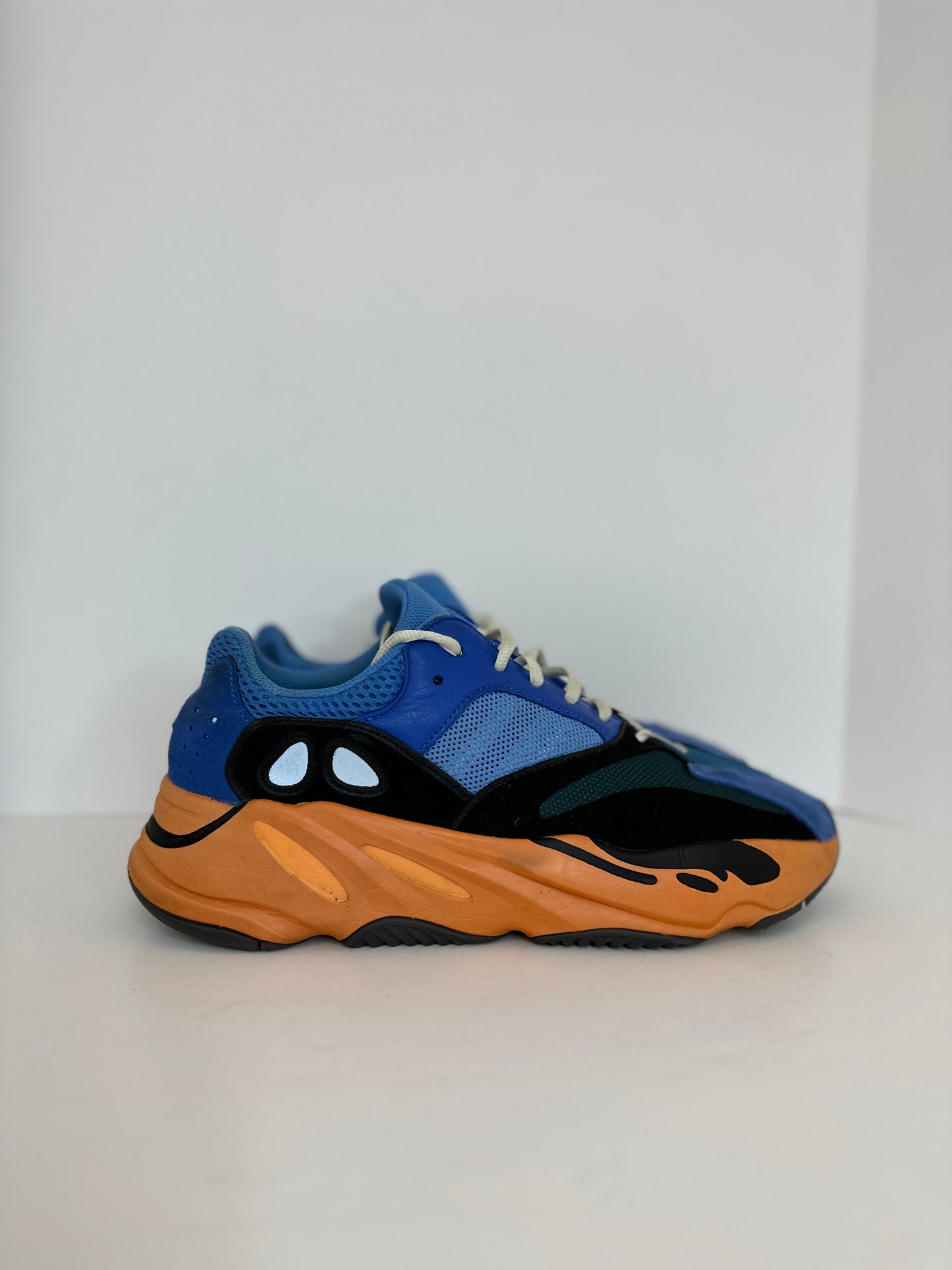 Yeezy 700 Bright Blue Size 12 (rep box) Slightly Used